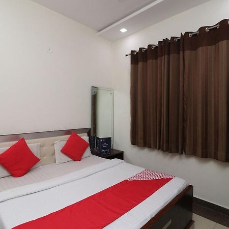 Oyo 24723 Hotel Atul Palace Agra  Eksteriør bilde