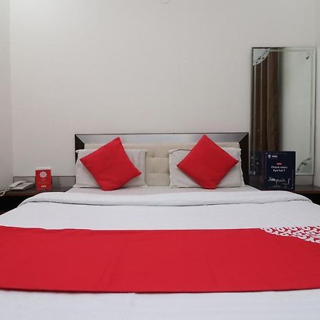 Oyo 24723 Hotel Atul Palace Agra  Eksteriør bilde