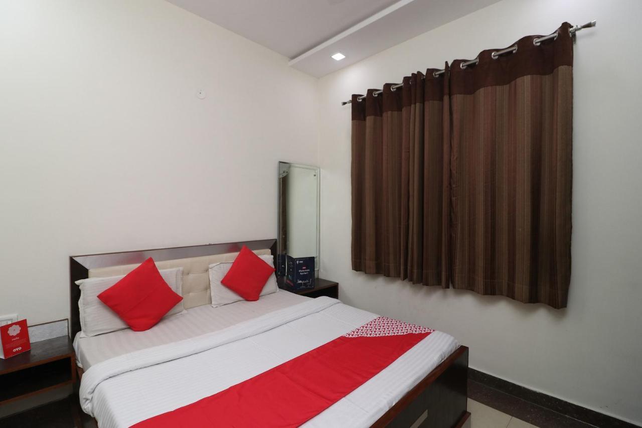 Oyo 24723 Hotel Atul Palace Agra  Eksteriør bilde