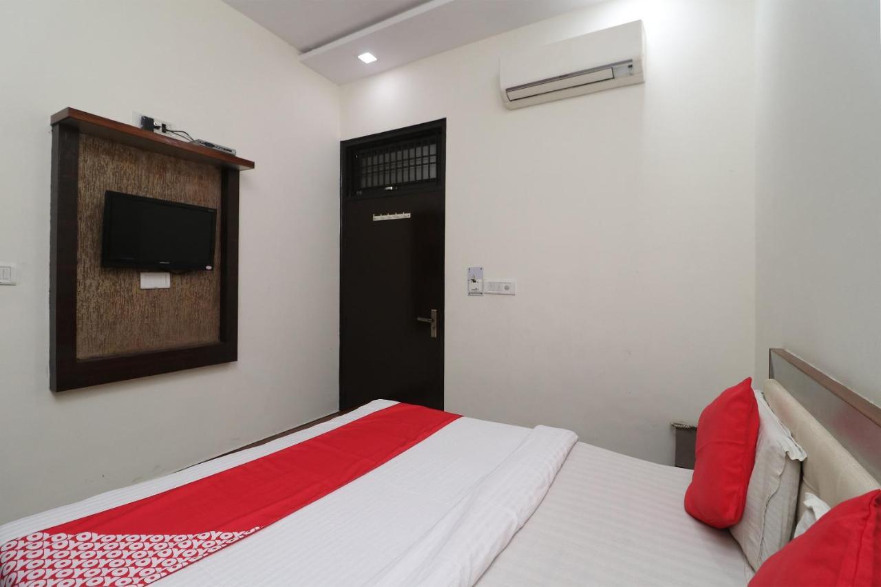 Oyo 24723 Hotel Atul Palace Agra  Eksteriør bilde